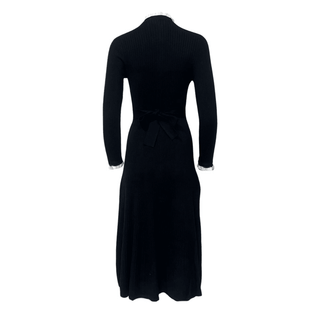 Jolie dress with quirky detail - black